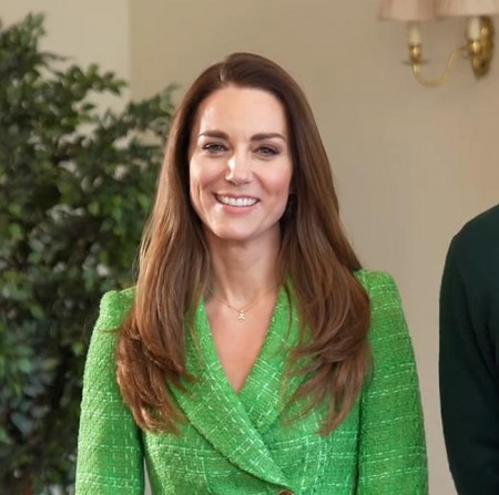 Kate Middleton se compra en Zara la 'blazer' de 50 euros que ya han agotado las españolas.