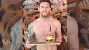 La foto del “permitido” de Messi que generó una catarata de memes: el dardo a Cristiano Ronaldo.
