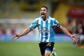 Lisandro López anunció que se va de Racing: ¿se retira?.