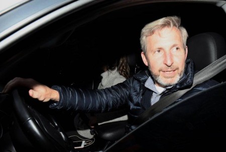 Rogelio Frigerio dio positivo a un test de coronavirus.
