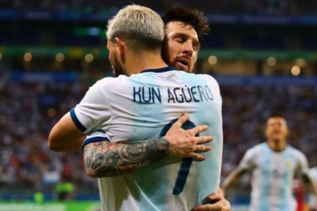 "Voy a extrañar muchísimo estar con vos": la sentida carta de Messi para Agüero.