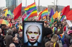  Los artistas rusos LGBT+ encuentran refugio en París, tras huir de Putin.